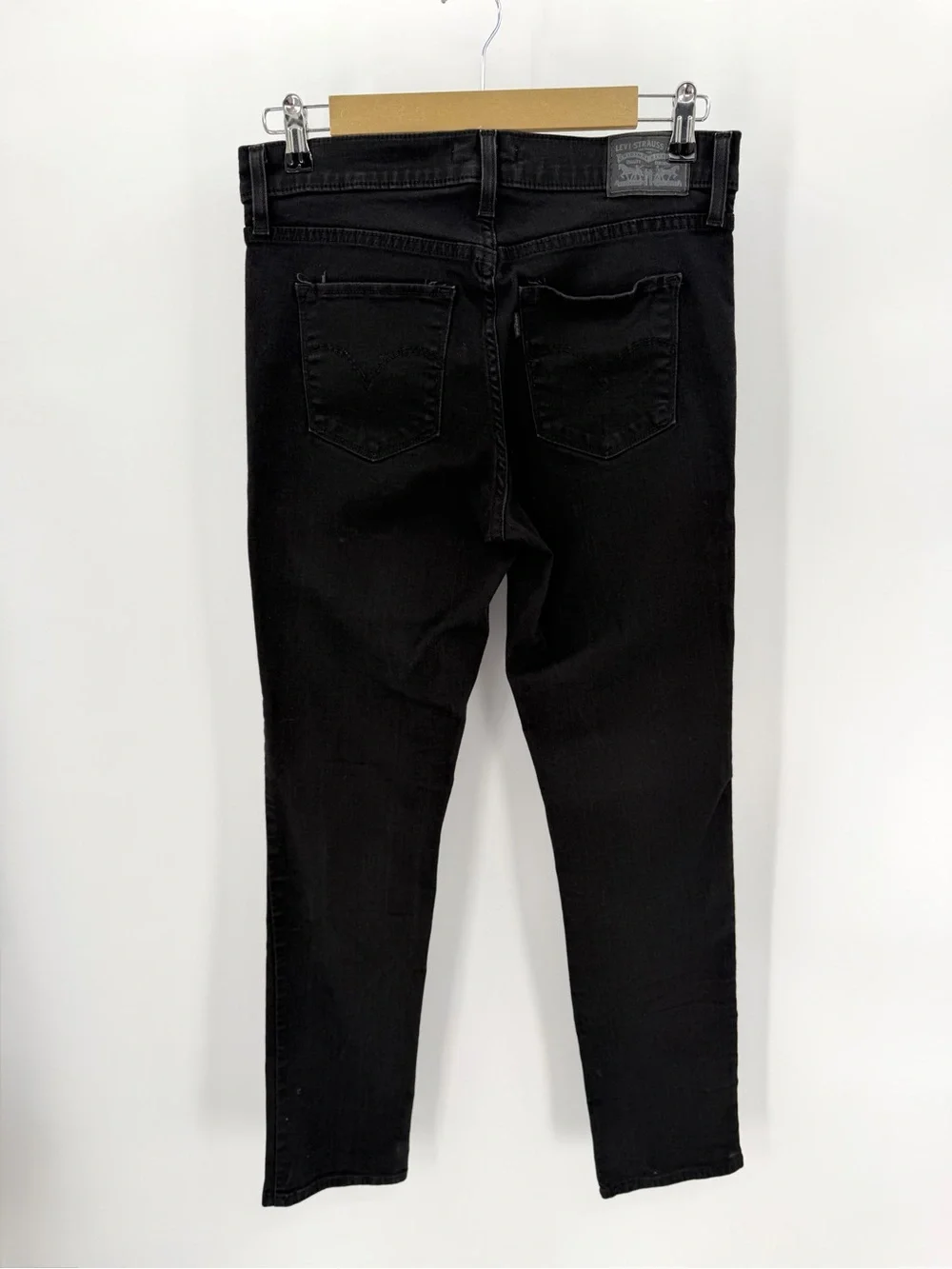 Levi’s Jeans Women’s 30 Black 312 Shaping Slim Tag 30x32 Stretch Denim Mid Rise
